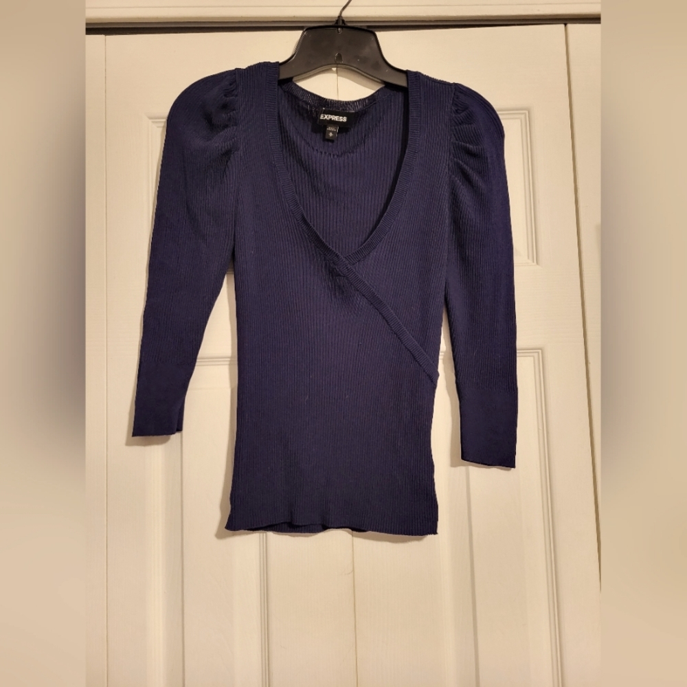 🎀 Express Deep V-neck Blouse